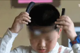 小学生被戴上的“智能头环”，为什么让我们害怕？图片