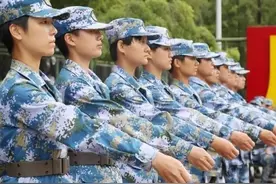 热点｜“麻辣女兵”挑战男兵，就是这么硬核图片