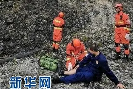 「火焰蓝一周年」云南森林消防：戎装虽变 初心不改图片