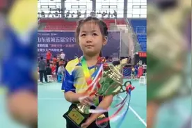 女童神似福原爱，首次乒乓球比赛获冠军视频封面