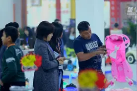 河北平乡：“童车之都”引来八方客视频封面