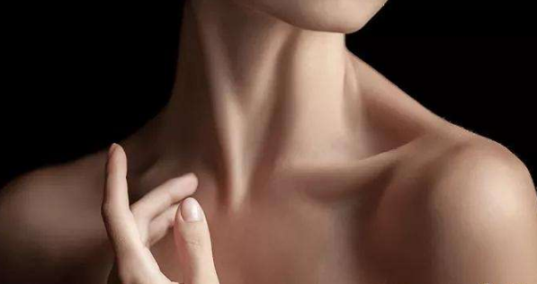 看清“这里”，女人年纪竟然一猜一个准儿？