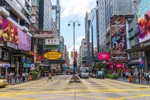 补壹刀：香港，事情正在起变化