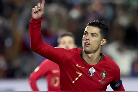 欧预赛｜C罗“戴帽”助葡萄牙6球大胜立陶宛图片