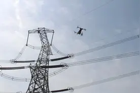 无人机多传感器 自动巡航全覆盖图片