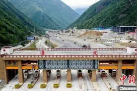 雅叶高速雅康段即将收费 成都至康定单边小车约137元图片