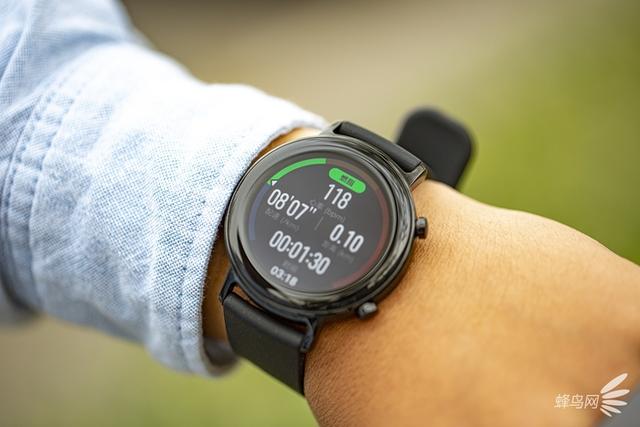 С��ʱ�е����������ܼ� ��ΪWatch GT2 42mm������