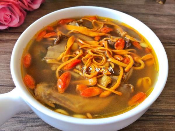 花胶煲大骨的做法大全 花胶大骨汤做法