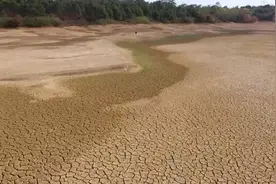 江西持续干旱，南昌红旗水库干涸见底视频封面