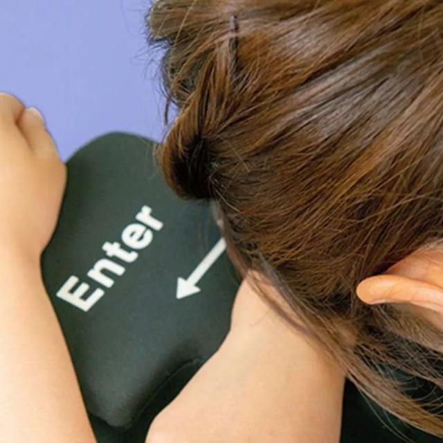 抖音上的胶水是真是假 2025年抖音上卖的胶水可靠吗