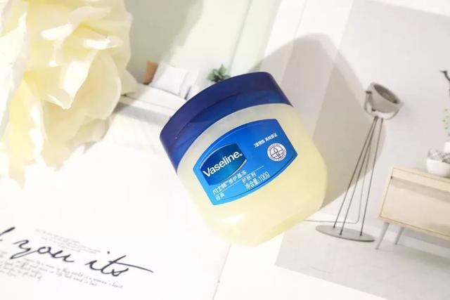 抖音上的胶水是真是假 2025年抖音上卖的胶水可靠吗