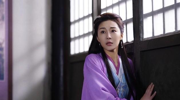 水浒传林冲的老婆谁演的(豹子头林冲之白虎堂鲍丹完美演绎林娘子)