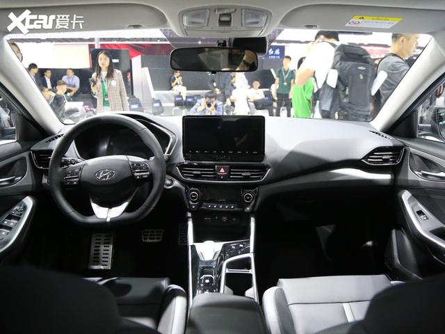 明年买新能源不妨考虑这款车 年轻之选北京现代菲斯塔纯电动