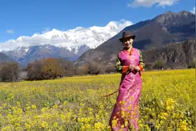 刚11月底 这里的人们已经“过年”啦！视频封面