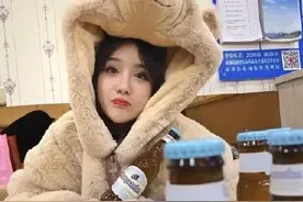 大美怀双胞胎是谁的 大美双胞胎保住了吗 黑暗萝莉大美个人资料简介图片