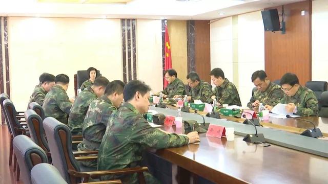 快讯｜这一天，金溪县四套班子领导都穿上了迷彩服、作战靴……