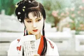 该不该让小学生读《红楼梦》？王旭明：不宜过早读红楼图片