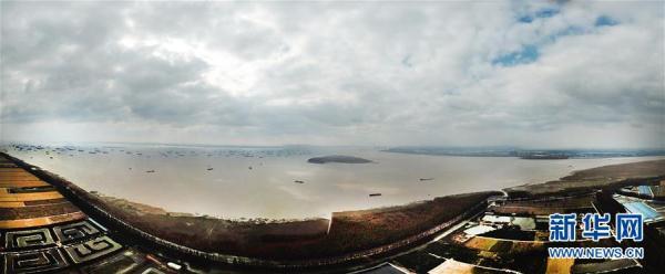 缤纷多彩长三角——冬日的上海崇明长江入海口