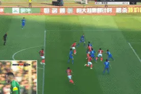 收官战｜韦世豪进球+脱衣庆祝领黄牌，恒大1-0领先申花图片