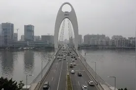 猎德大桥伸缩缝更换，不再铺钢板，没了噪音周边居民点赞图片