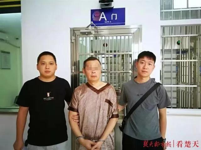 女友爱上别人，他想报复却错杀一女孩！27年后警察的一句话，让他彻底崩溃