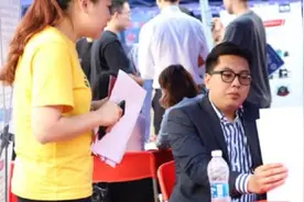 大学生创业招聘师兄师姐：假发卖到非洲