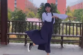女生改编考研版《芒种》拍MV为学长加油