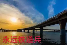 《我为铁道兵骄傲》征文 女兵来到连队体验生活图片