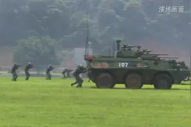 【第一军视】锻造精兵劲旅 速来围观驻澳门部队反恐演练现场视频封面