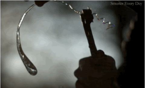 玻璃是晶体吗（子弹打不碎的玻璃，我能掰碎）