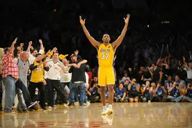 阿泰：若湖人给我一份两年合同 我会开始恢复体型然后准备复出图片