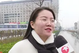 北京下雪啦！这雪还不小，不仅有积雪连交通航班都有影响！视频封面