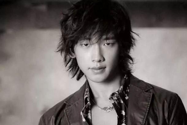 90年代过气歌手rain,抖音爆火圈粉00后:"啊,这该死的魅力.