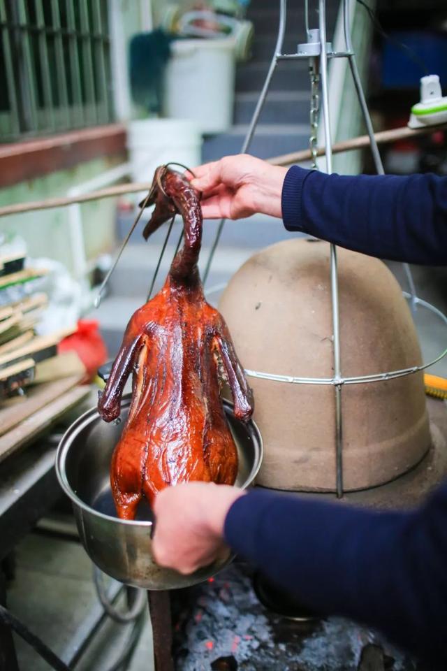 ������ݸ�������ɣ��ǵô�ta�Զ����ڵĶ�ݸ��