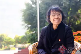 「张桂梅的瞬间」“有张老师在，我女儿一定能考上大学”图片