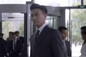 精英律师罗槟喜欢谁 是蓝红是栗娜还是戴曦图片