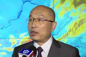 上海：寒潮大风双预警高挂  明后天气温逼近冰点视频封面