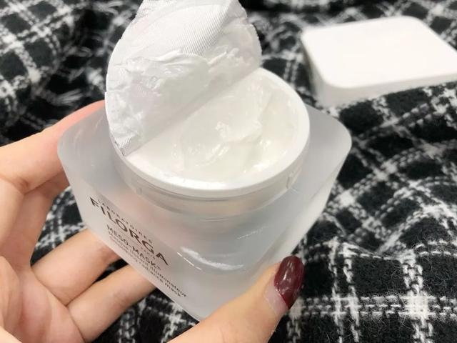 鍚缁欒倢鑲ゅ悆涓€鍙ｂ€滃崄鍏ㄥぇ琛モ€濋潰鑶滐紝鍐嶅樊鐨勭毊閮芥晳鍥炴潵锛佽瘯浜嗕竴涓嬶紝鐪熺浉鏄€︹€? onerror=