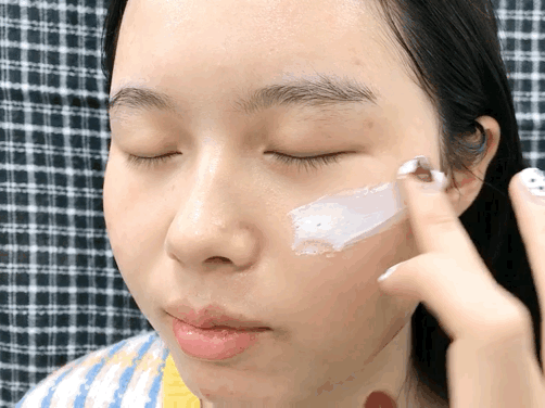 鍚缁欒倢鑲ゅ悆涓€鍙ｂ€滃崄鍏ㄥぇ琛モ€濋潰鑶滐紝鍐嶅樊鐨勭毊閮芥晳鍥炴潵锛佽瘯浜嗕竴涓嬶紝鐪熺浉鏄€︹€? onerror=