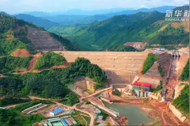 老挝南欧江梯级水电项目二期首台机组发电视频封面