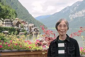 她走了，她是第一位将《三国演义》120回全本译成英语的中国人图片