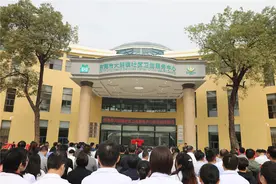 视频|大朗镇社区卫生服务中心新址启用，打造全市标准化建设的“样板间”视频封面