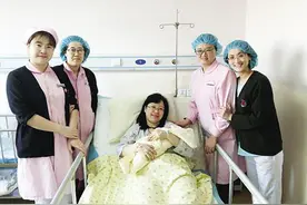 首个20后宝宝曝光 首个20后宝宝是几点几分出生的图片