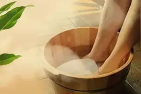秋冬养生先养脚 泡脚你做对了吗？图片
