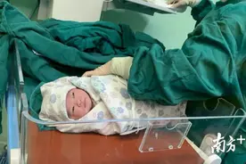 萌翻了，还有混血宝宝，深圳首批“20后”宝宝来了图片