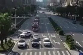 建议全国推广！广东堵塞消防车通道者最高罚5万 网友：支持！视频封面