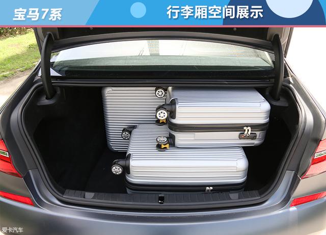 都是德系百万级豪车，对比体验奥迪A8L与宝马7系，谁更胜一筹？