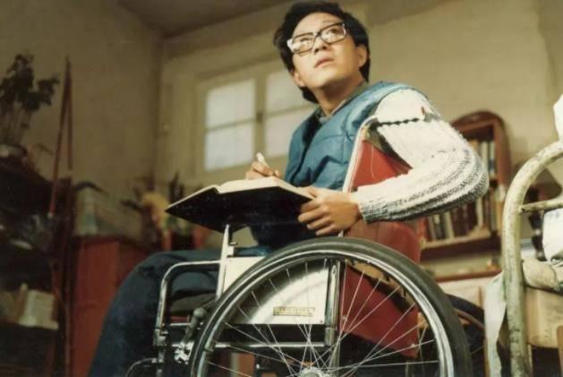 史铁生不是励志型作家，他的作品也不是心灵鸡汤
