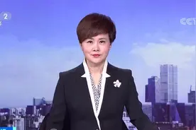 萌萌大熊猫“国庆”过百日！蹒跚学步的样子简直太可爱→图片