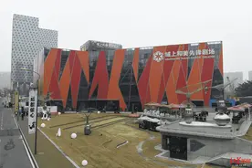 成都新晋打卡地背后：一场戏剧激活“不夜城”图片